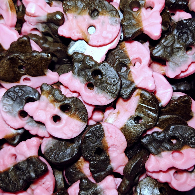 Bubs Raspberry Liquorice Skulls