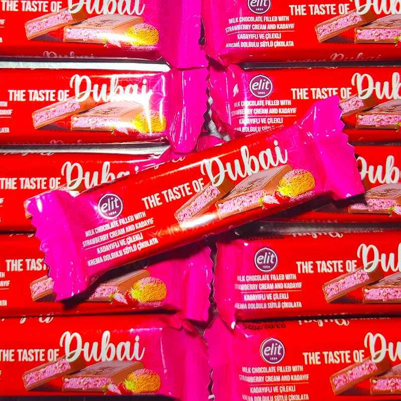 Taste of Dubai Strawberry Chocolate Cream 30g